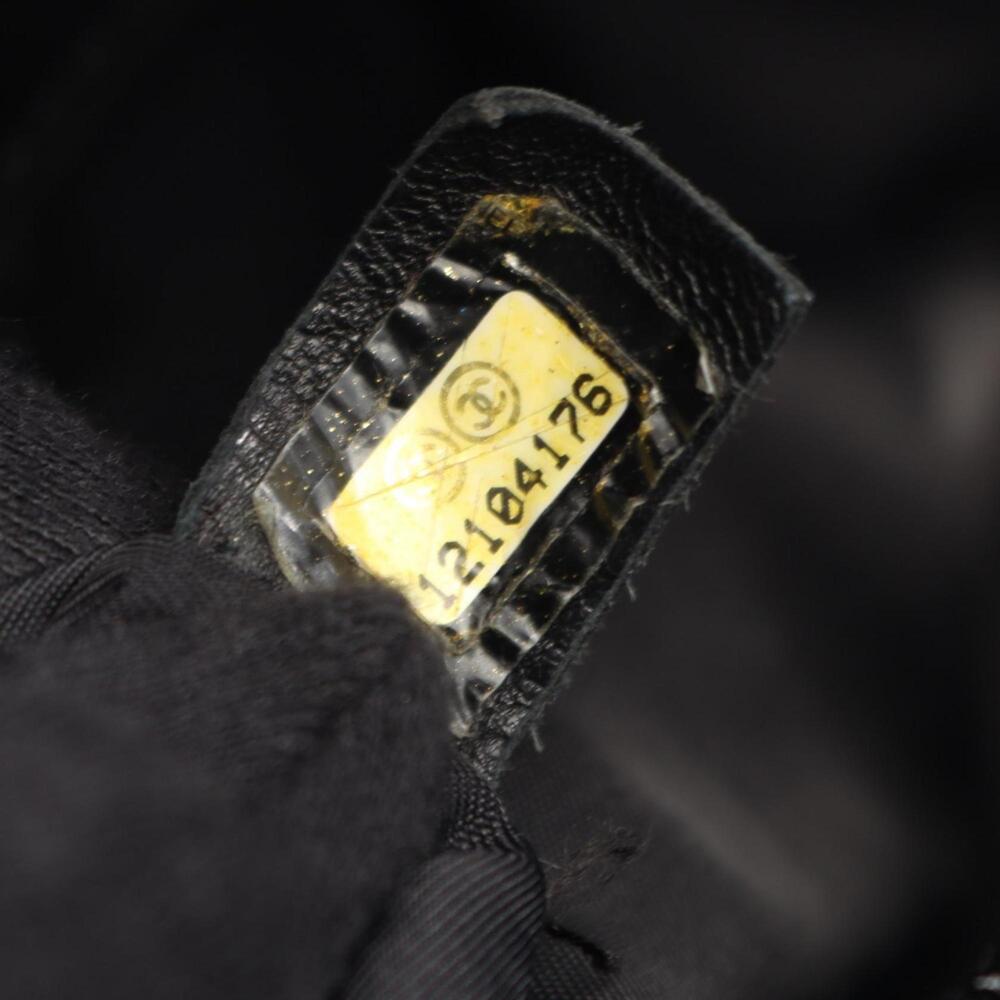 CHANEL Black Leather Tote Bag - Picture 5 of 10